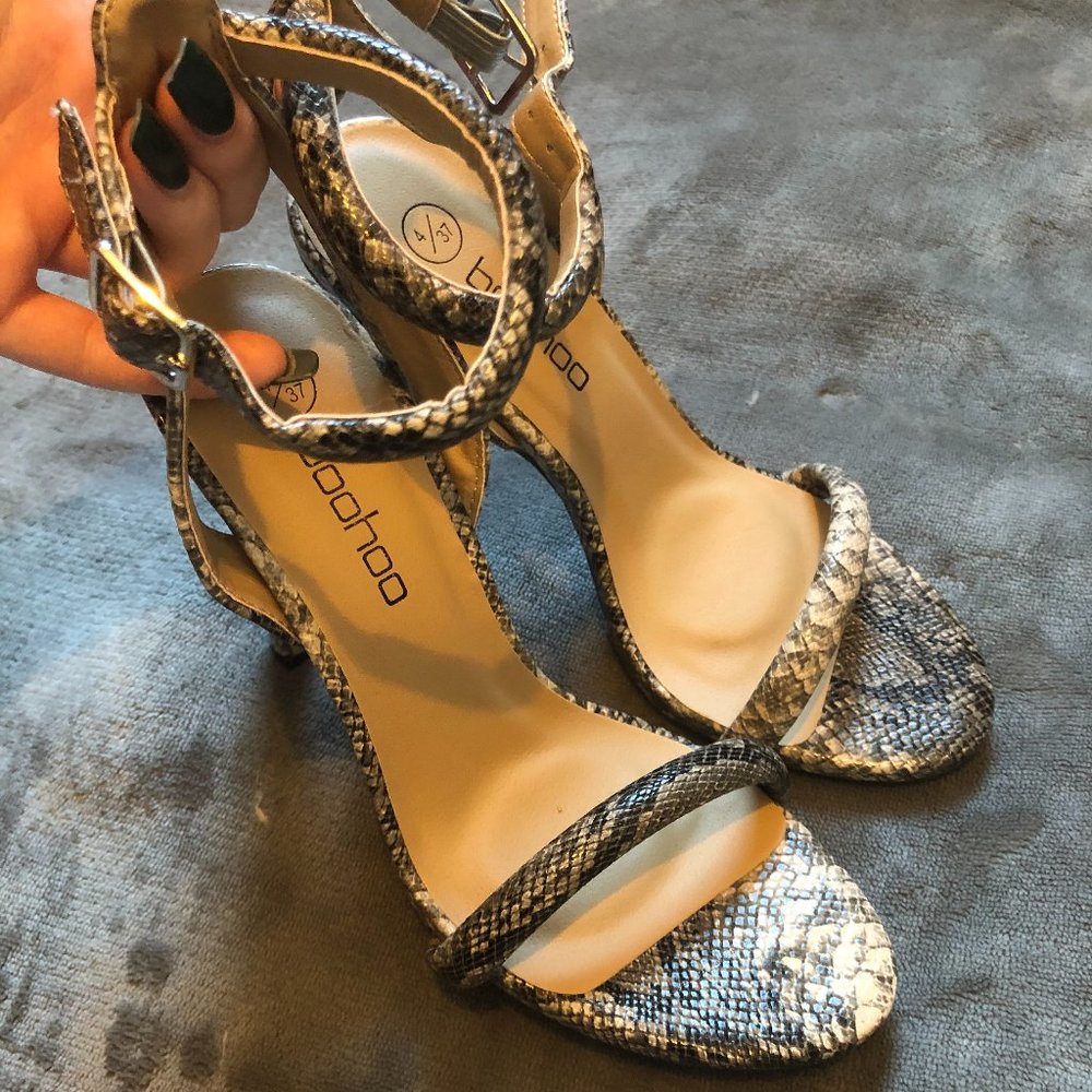 Snake skin shoes